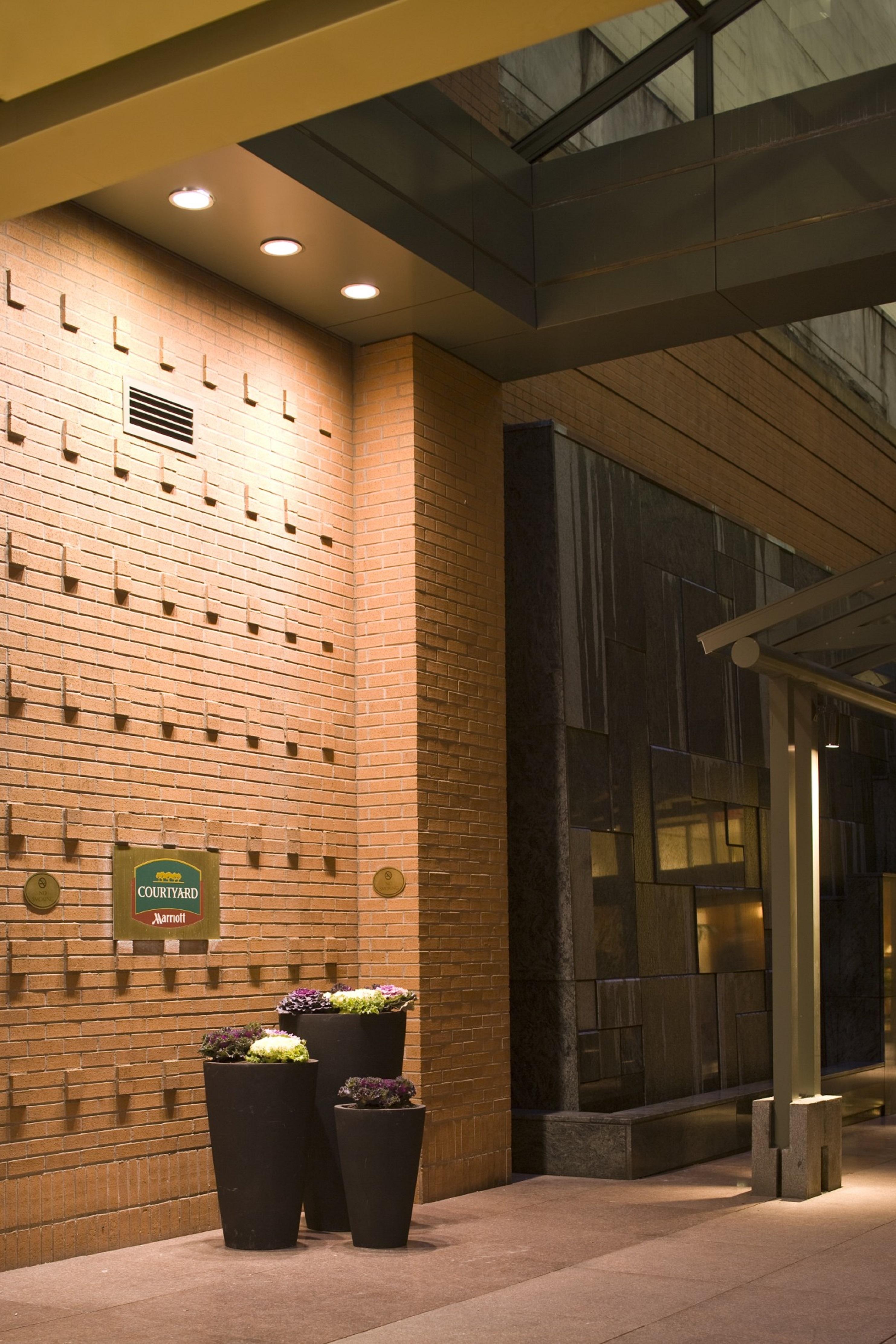 Courtyard By Marriott Times Square West Hotel New York Ngoại thất bức ảnh