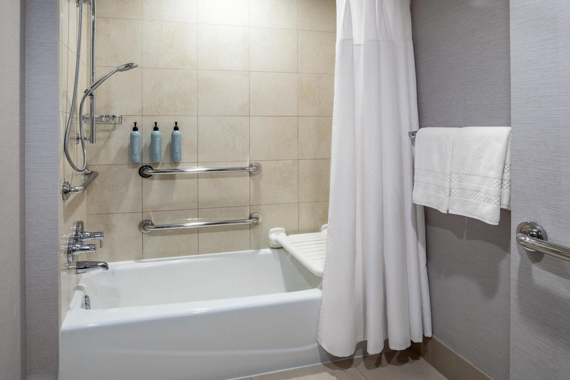 Courtyard By Marriott Times Square West Hotel New York Ngoại thất bức ảnh