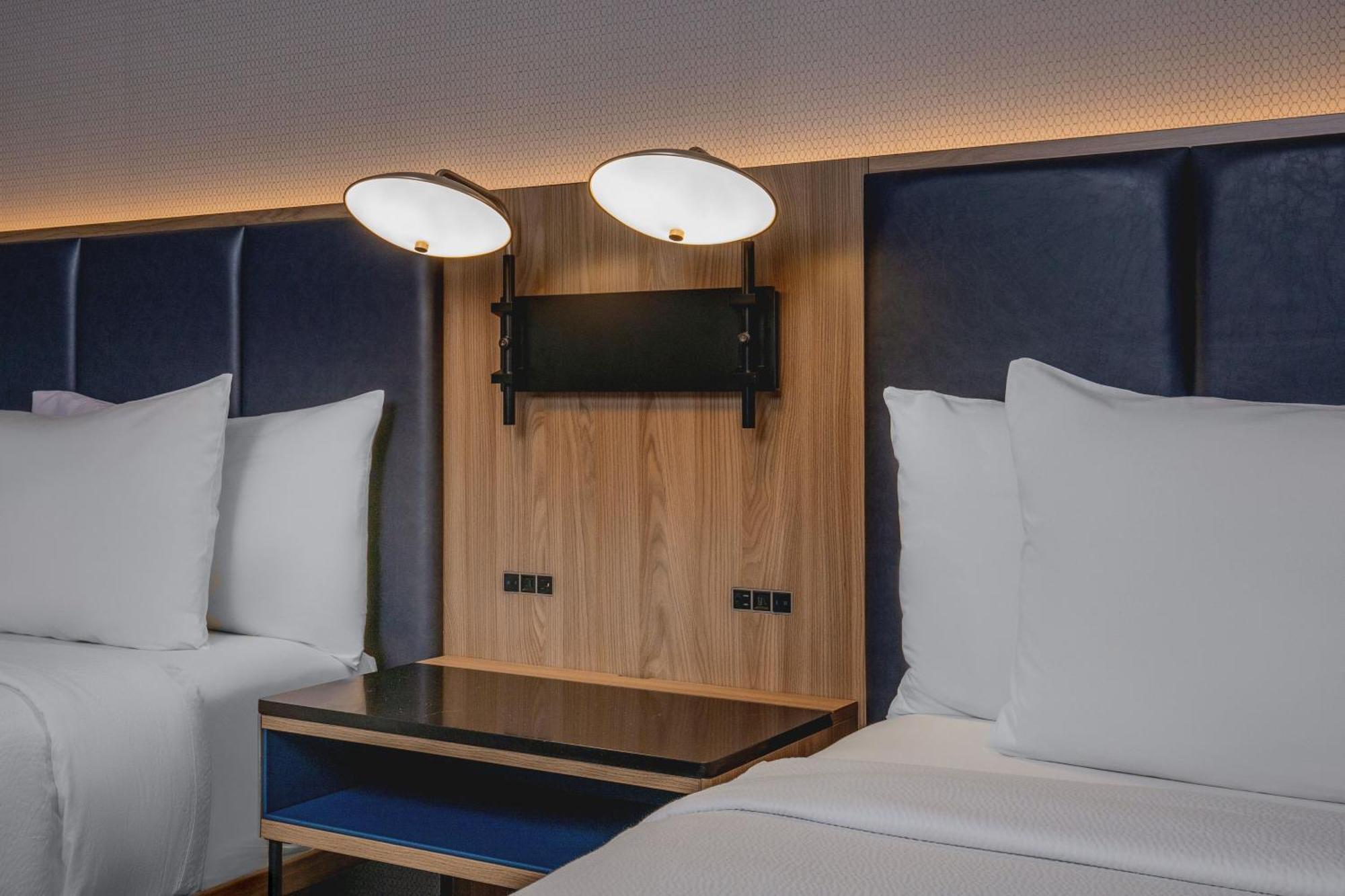 Courtyard By Marriott Times Square West Hotel New York Ngoại thất bức ảnh