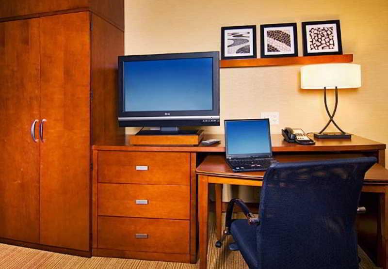 Courtyard By Marriott Times Square West Hotel New York Ngoại thất bức ảnh