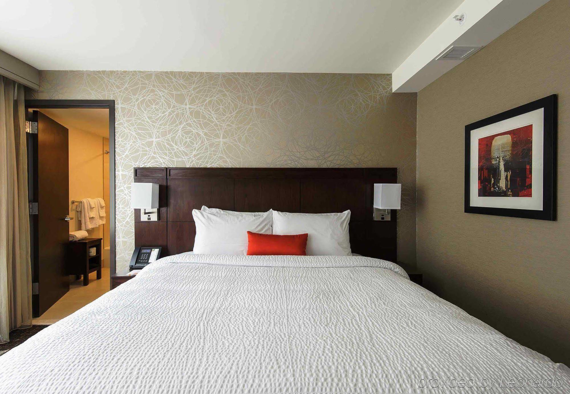 Courtyard By Marriott Times Square West Hotel New York Ngoại thất bức ảnh